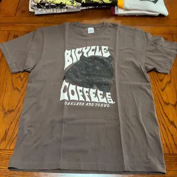 a BICYCLE COFFEE T-SHIRT bluelug circles
