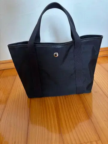 에르베샤 펠리에 스퀘어 토트 604C (느와르)
