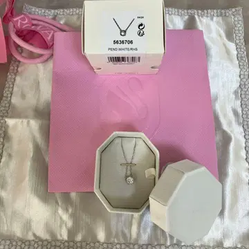 SWAROVSKI 5693706 목걸이