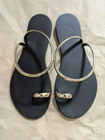 니콜라스 라이너스 플랫 샌들 플립플랍 35 블랙 블랙