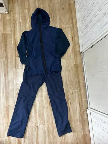 OAKLEY 네이비 자켓과 팬츠 상하의 세트 L