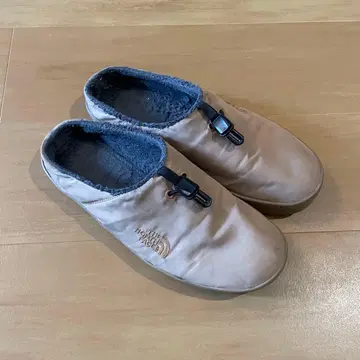 노스페이스 슬립온