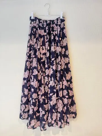 OBLI 플라워 프린트 롱 스커트