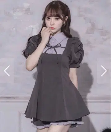 pium 프론트 리본 요크 절개 셋업 차콜 반팔