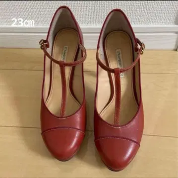 스트로베리 필드 빨간색 스트랩 힐 펌프스 레트로 23cm