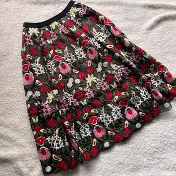 chesty 체스티 스커트 롱 시스루 자수