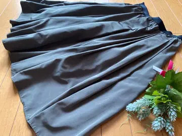 CLOCHE 토레코드 야마노테 롱 스커트 카키 올리브 그린