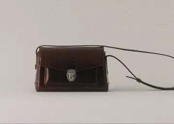 최종 가격 TOUT Y EST 투티에 SAC VOLET SMALL