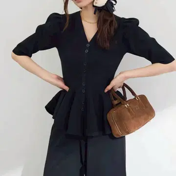 셋업 미라인 페플럼 하프 슬리브 니트 니트 팬츠 블랙