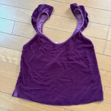 빅토리아 시크릿 프릴 슬리브리스 탑 XS