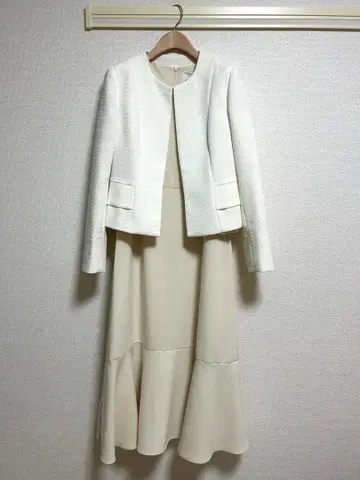 [ 새상품급 ] 화이트 조라 원피스 자켓 세트 9호 입학식 졸업식