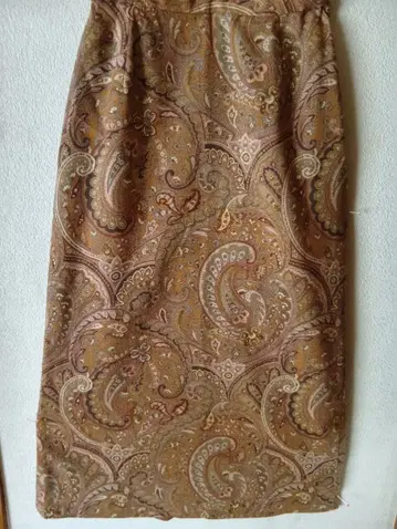 페이즐리 무늬 타이트 롱 스커트