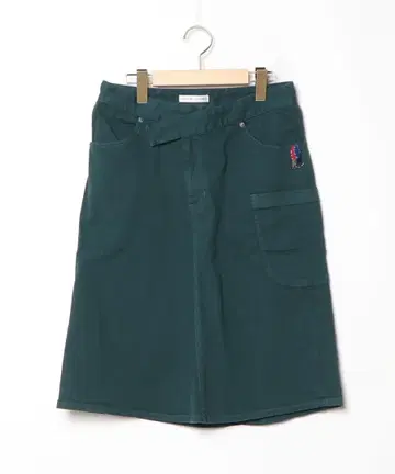 츠모리치사토 스커트