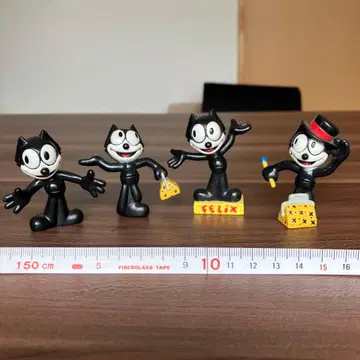 [레어 당시물] DORDA제 필릭스 PVC 피규어 4개 세트 각인 있음