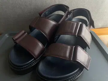 COS 천연 가죽 레더 스트랩 샌들 사이즈 40