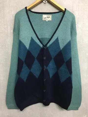 라파즈 레어 알파카 100% 새상품급 XL 아가일 자카드 가디건