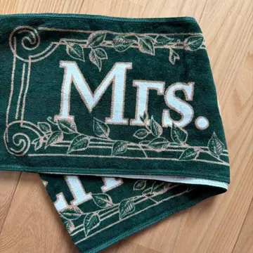 Mrs. GREEN APPLE 미세스그린애플 에덴의 동산 타월