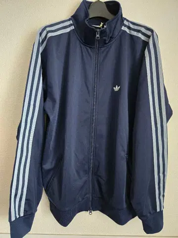 adidas 트랙 자켓