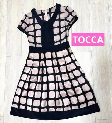 TOCCA 도트 무늬 반팔 무릎 기장 원피스 사이즈 2
