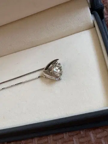 [ 새상품급 ] 실버925 라운드컷 다이아몬드 목걸이