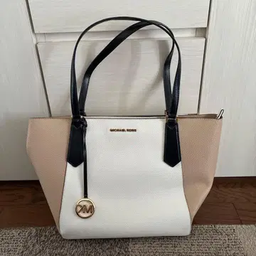 MICHAEL KORS 토트백 화이트/베이지/블랙
