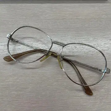 VISTA SPM 실버 오벌 프레임 안경 빈티지
