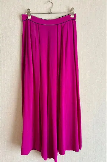 HP 프랑스 말토 데 몰랭 셀렉 핑크 와이드 팬츠 실크