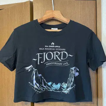 미세스 FJORD T셔츠 크롭 사이즈