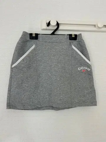 캘러웨이 러브캘러웨이 맨투맨 스커트 그레이
