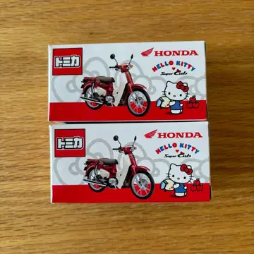 토미카 Honda Hello Kitty Super Cub