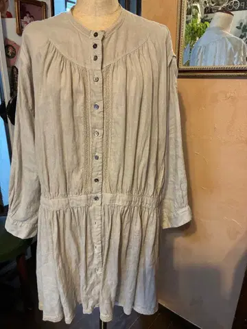 네스트로브 7부 소매 튜닉 기장 레이스 블라우스