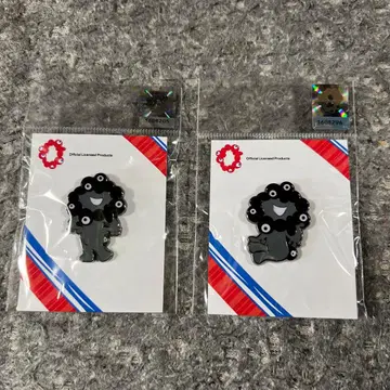 오사카 엑스포 블랙 미야쿠미야쿠 핀 배지 스탠딩 시팅 신상 2개