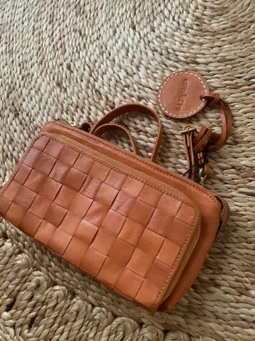 다코타 뜨개질 가죽 숄더백 통장 귀중품 보관함