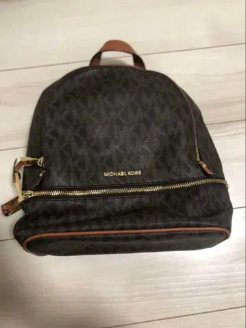 MICHAEL KORS 백팩