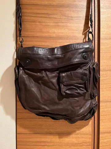 JULIUS 율리우스 가스 마스크 가죽 숄더백