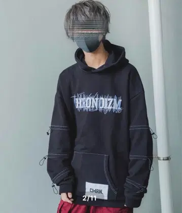 CHRONOIZM 블랙 후드티