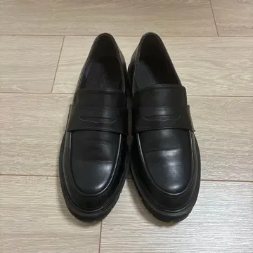 블랙 가죽 로퍼 통굽