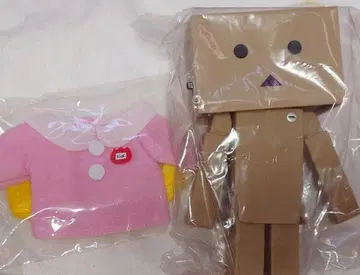 요츠바랑! 단보 피규어 신장 약 14.5cm & 의류(유치원생)