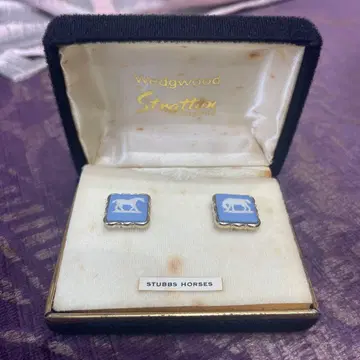 Wedgwood 스터브스 말 커프스