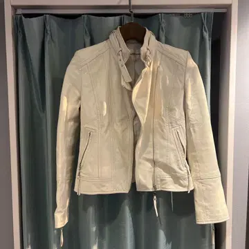 Pinky&Dianne 화이트 가죽 라이더스 38