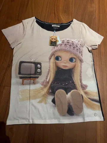 COYSEIO X BLYTHE / GRAPHIC ONE PIECE
