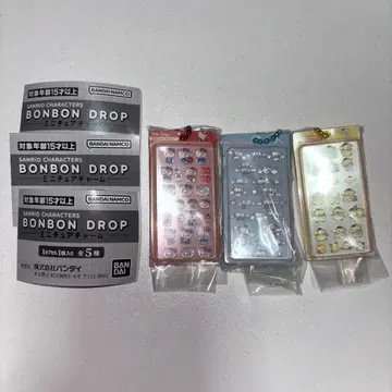 산리오 모자 꽁지 드롭 미니어처 참 키티 시나모롤 폼폼푸딩