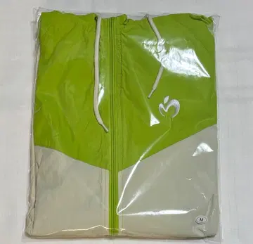 미세스 그린 애플 젠진미도와 이/뮤터블 MGA 나일론 후드티