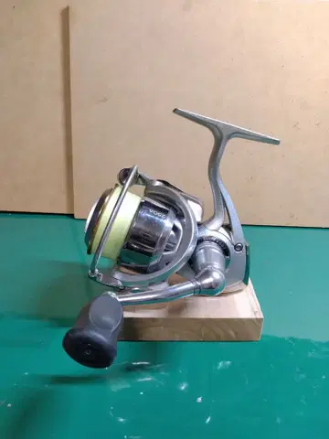 다이와 11칼디아 2506 개조품 스피닝 릴