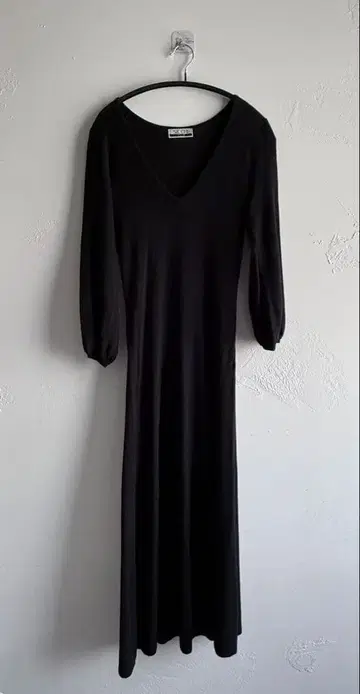 [새상품급] SCOT CLUB 스콧 클럽 블랙 V넥 원피스 9호