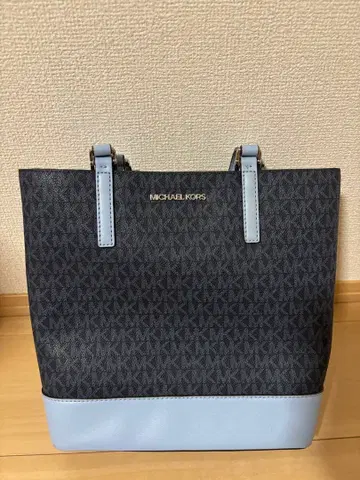[ 최종 가격 ] MICHAEL KORS 토트백 블랙 스카이블루