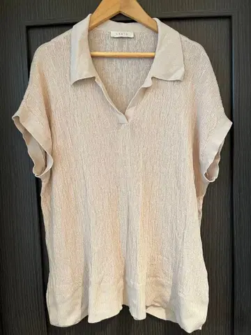LAATO 베이지 반팔 상의 어반 리서치