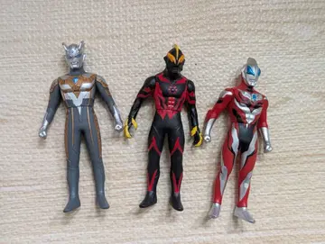 울트라맨 소프트 비닐 3체 세트