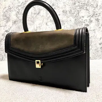 포멀 핸드백 블랙 골드 금장 장식 자립 관혼상제 입학식 졸업식