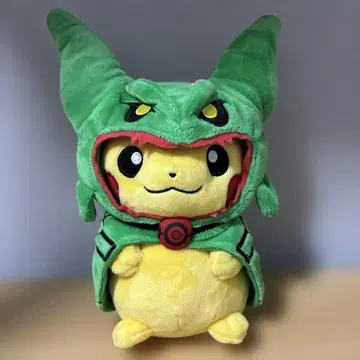 포켓몬 센터 오리지널 봉제 인형 레쿠자 판초를 입은 피카츄